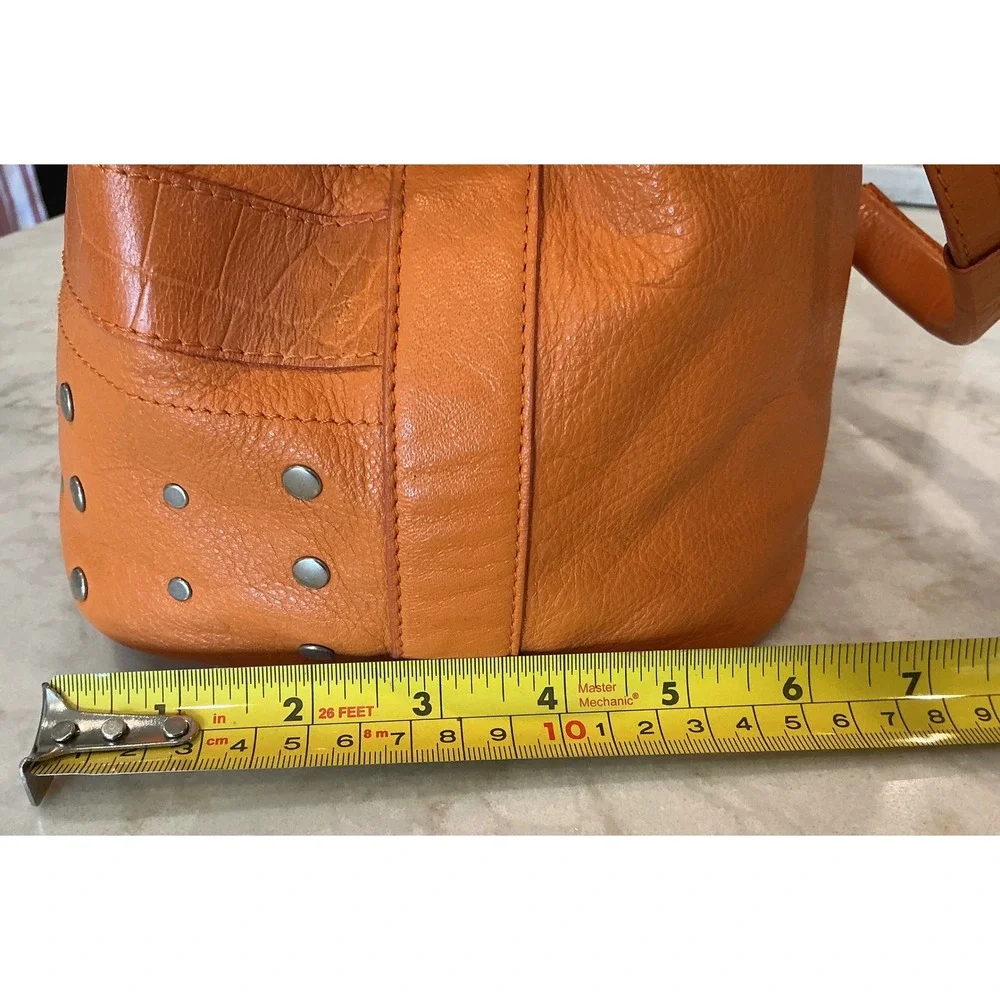 Puntotres Barcelona VINTAGE Orange Leather Satchel Crossbody Bucket Bag‎